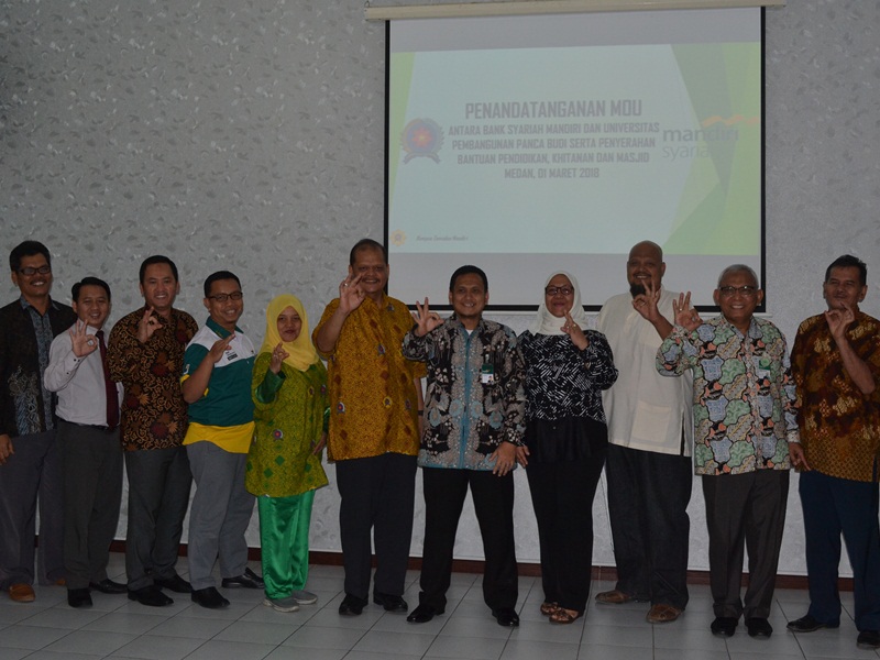 ypdhky_penandatanganan-kontrak-kerja-divisi-tahun-20172018_163445.jpg