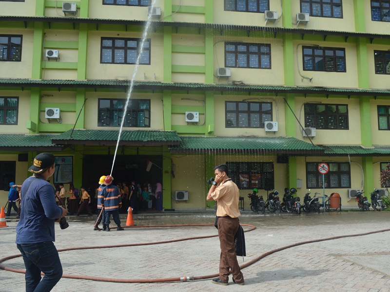 ypdhky_simulasi-kebakaran_51713.jpg
